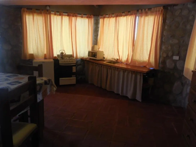 2 Bedrooms Bungalow