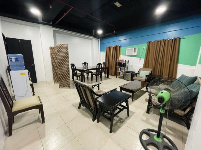 The Colonial Residences Angeles