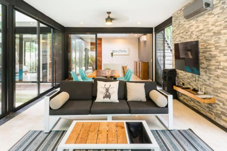 Villa Isla - Jacuzzi and Chef includ 4 BR 8 PPL