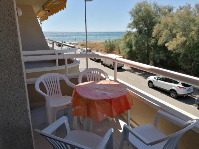1 Bedroom Apartment with sea view
