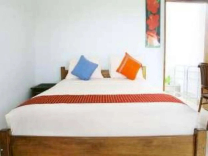 CF Komodo Hotel