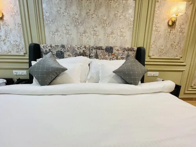 Premium room