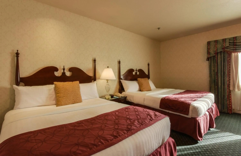 Carlyle Hotel
