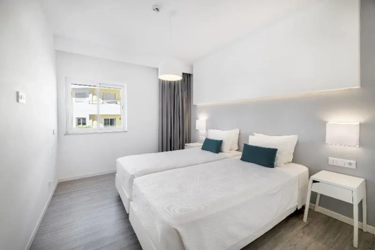 2 Bedrooms Apartment with balcony