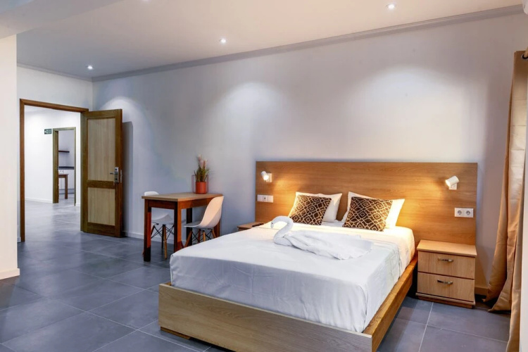 Bon Business Hotel