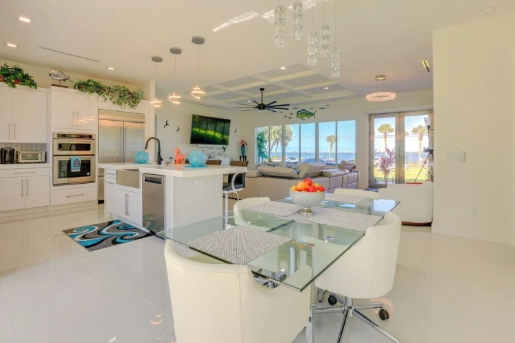 3 Bedrooms Cottage