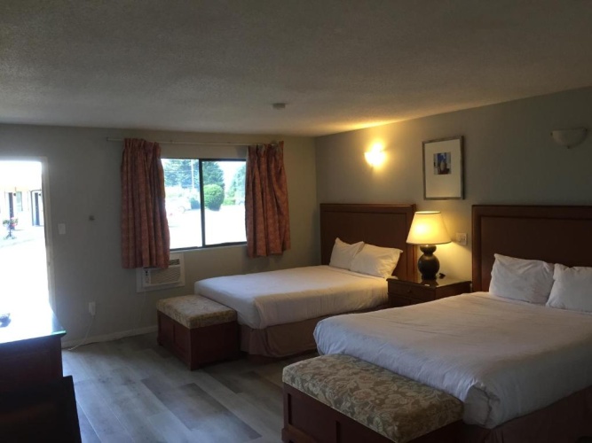 Deluxe Quadruple room