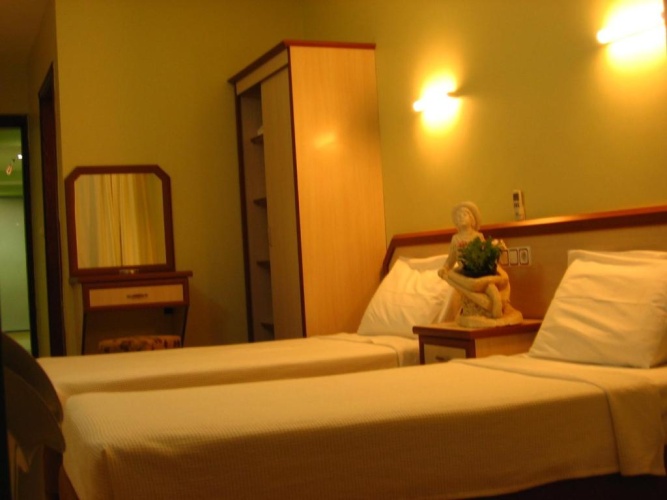 Standard Triple room with balcony