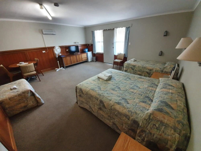 Robe Heaven Motel