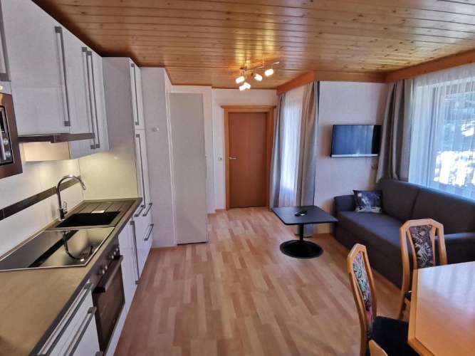 2 Bedrooms Apartment