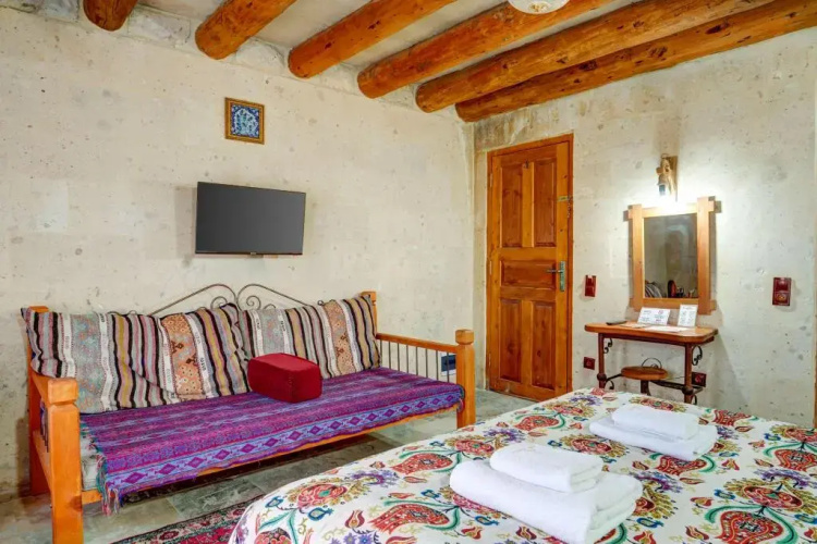 Atax Cave House