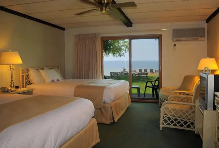 Deluxe Quadruple room