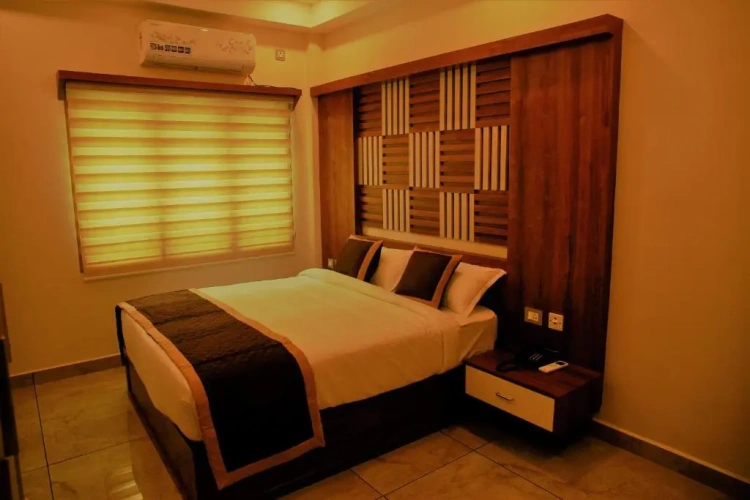 Standard Suite