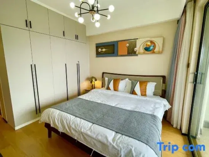 3 Bedrooms Family Suite with lake view