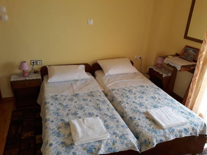 Economy Twin room