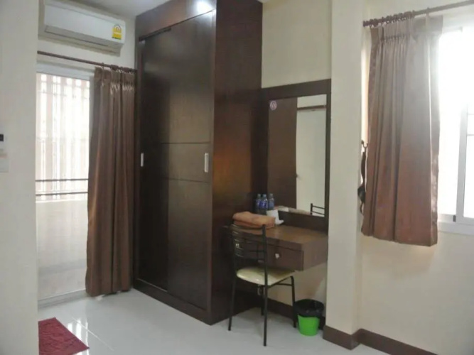 Noppavan Residence(นพวรรณ เรสซิเดนซ์)