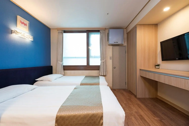 Superior Twin room