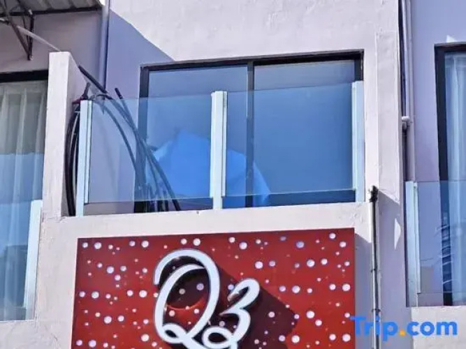 Q3 Inn