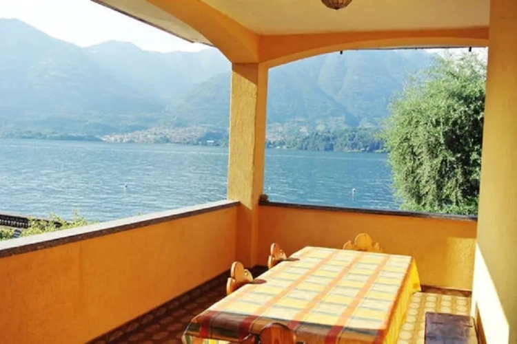 2 Bedrooms Apartment with balcony
