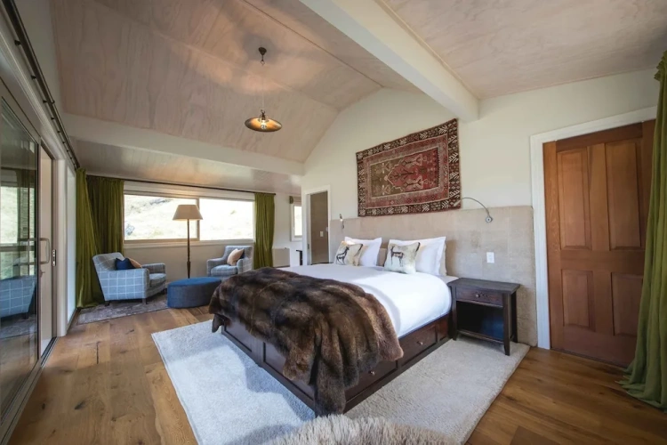 Suite with balcony