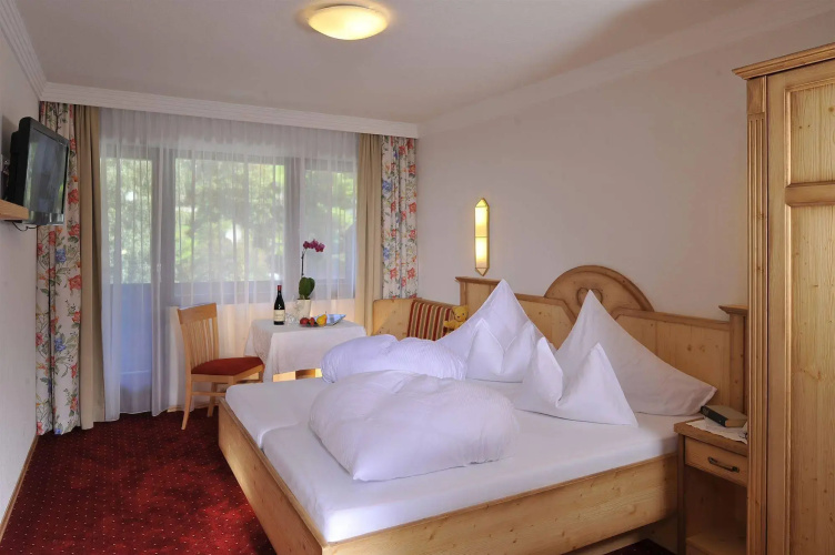 Hotel Serles