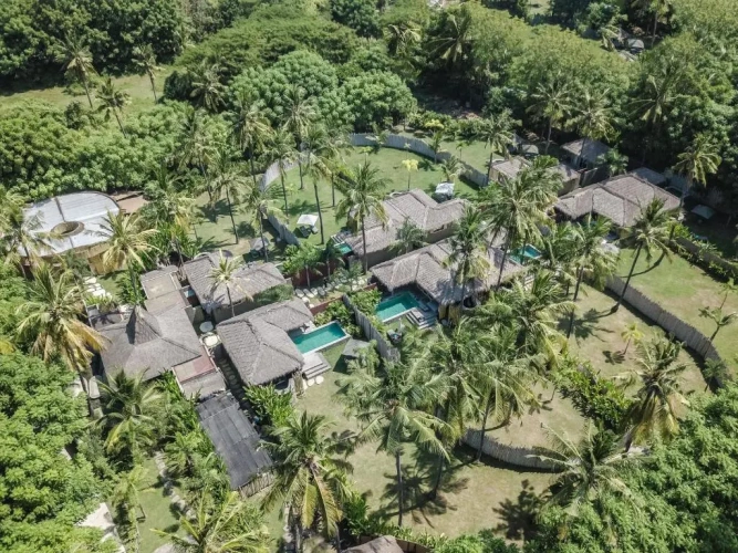 2 Bedrooms Villa