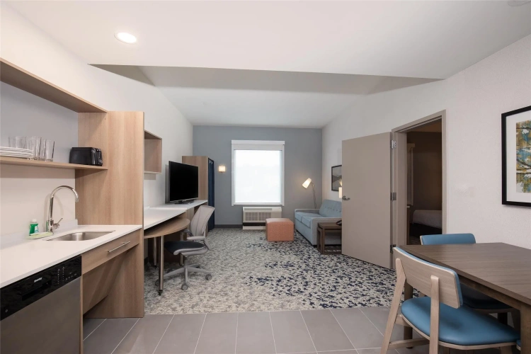 Quadruple Suite