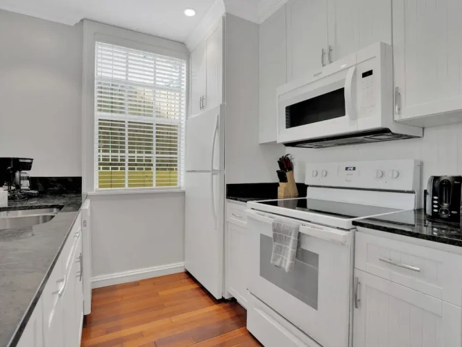 1 Bedroom Suite