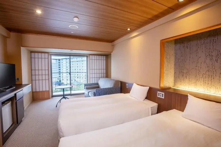 Standard room with balcony