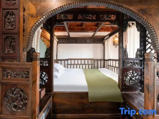 Classic Double room with balcony