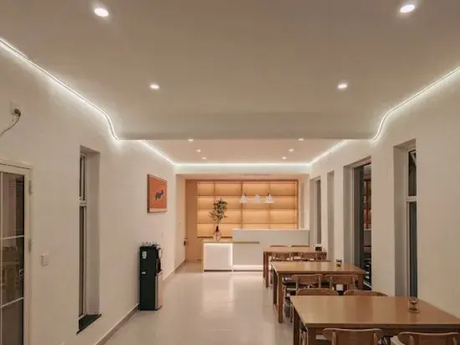 Shuanglang Town Panshi Inn.
