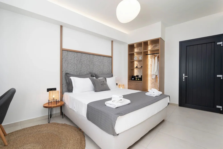 Cuore Santo Suites