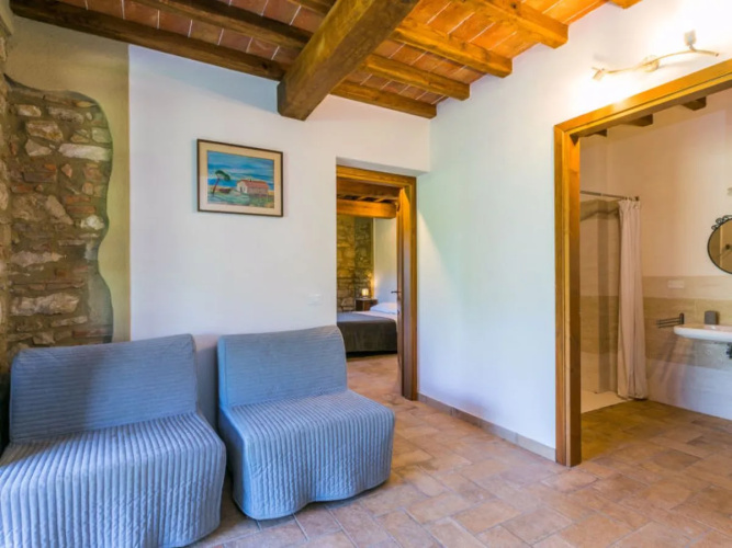 House Olea Guardistallo