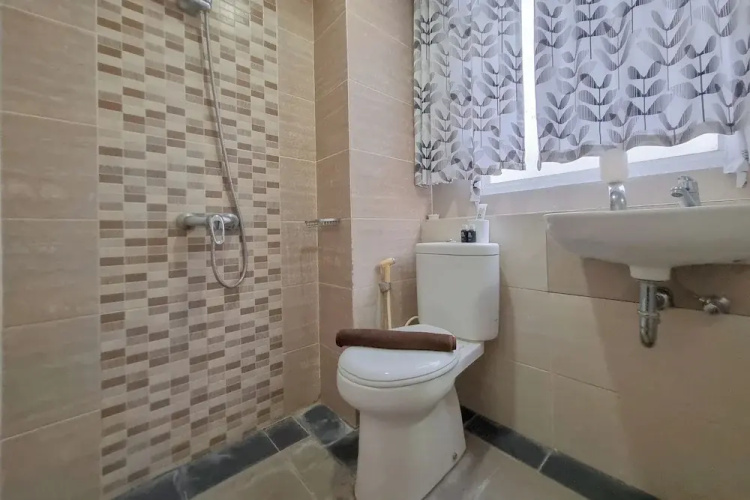 Warm Studio At Student Castle Yogyakarta Apartment