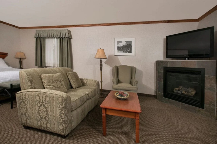 Mount Robson Inn