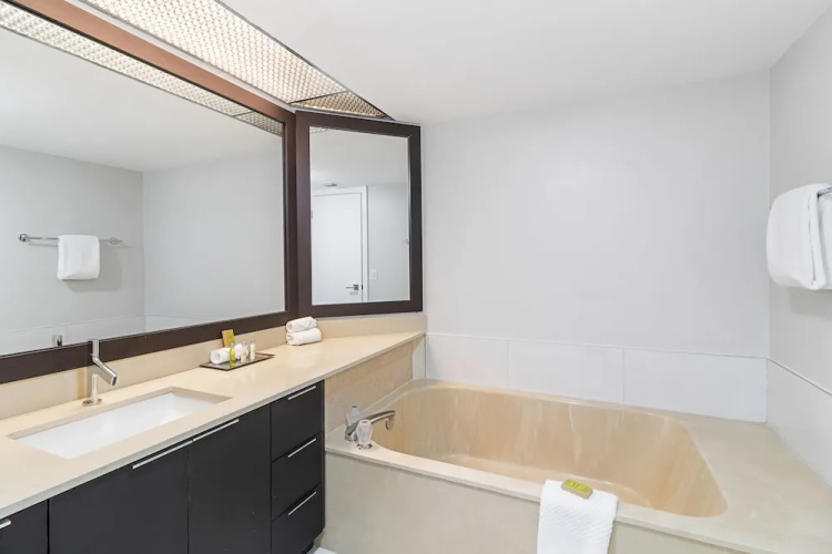 Edgewater Hideaway Minutes to Brickell