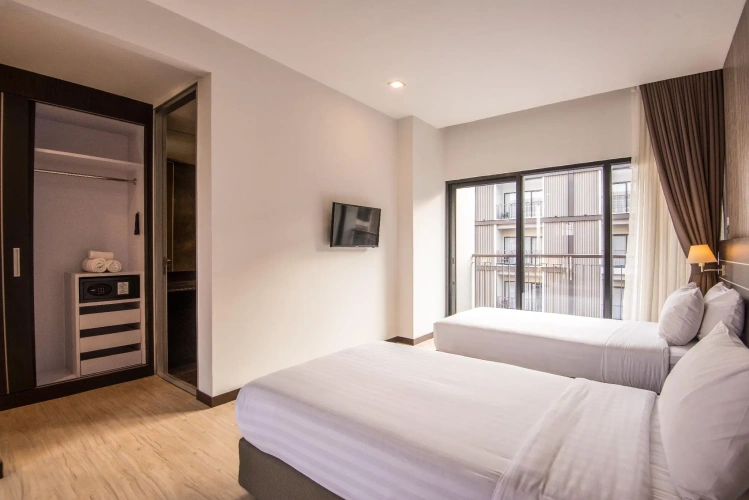 Superior Twin room with balcony