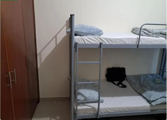 Top House Hostel