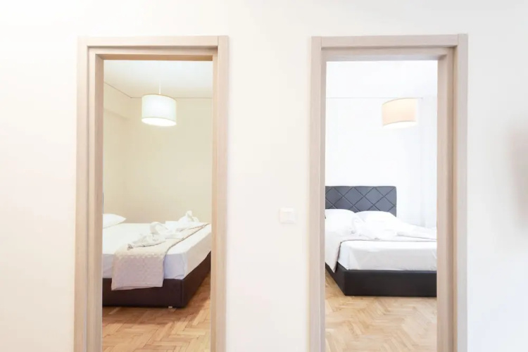 Modern 2-bedroom Gem Close to Metro