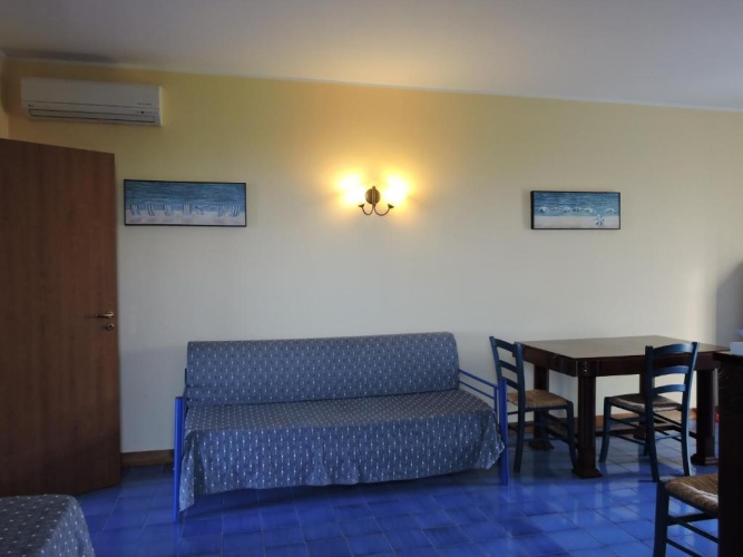Apartment with sea view
