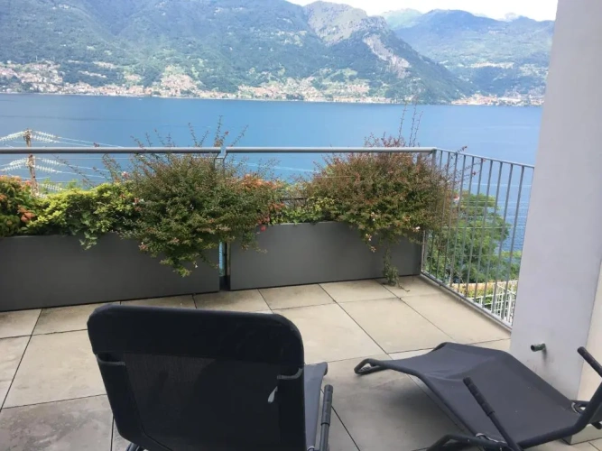 2 Bedrooms Apartment with lake view