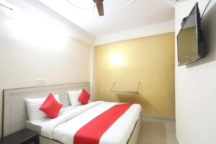Harsh Residency by OYO Rooms