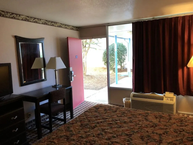 University Inn