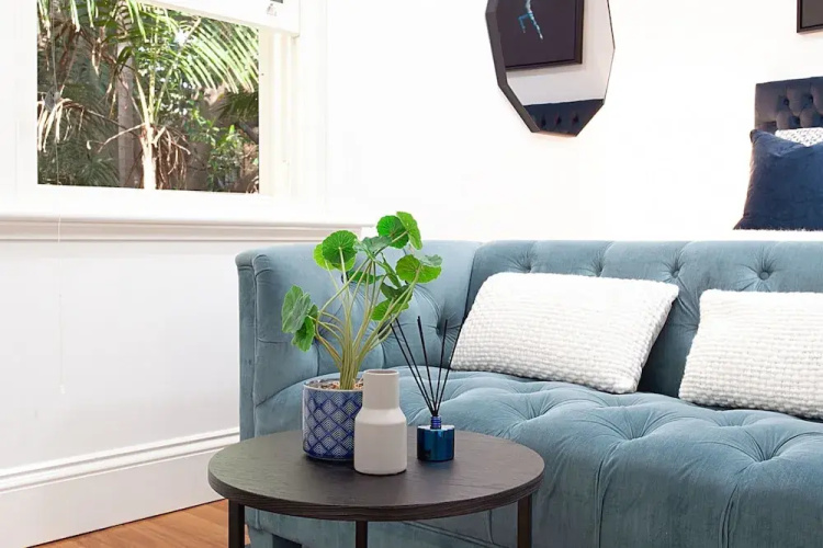 Chic and Characterful Studio Apartment