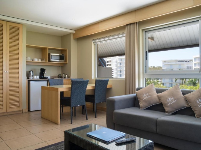 1 Bedroom Double Suite with pool view