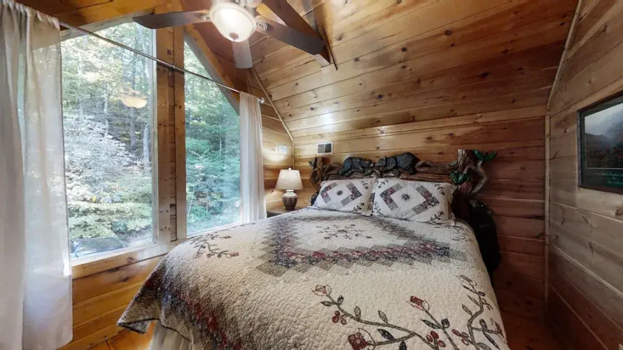 Wuzzy's Flophouse 2 Bedroom Cabin by RedAwning
