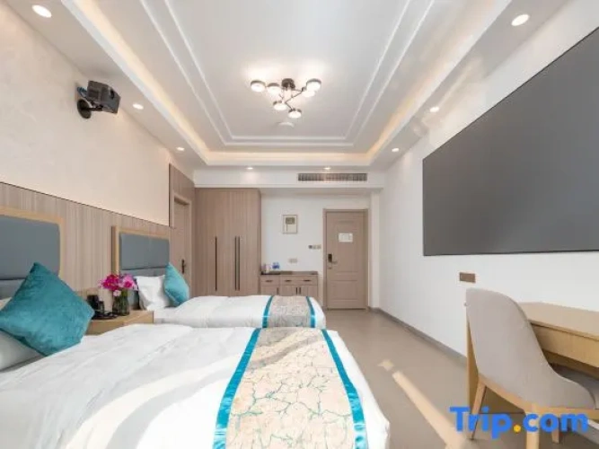 Family Villa with balcony