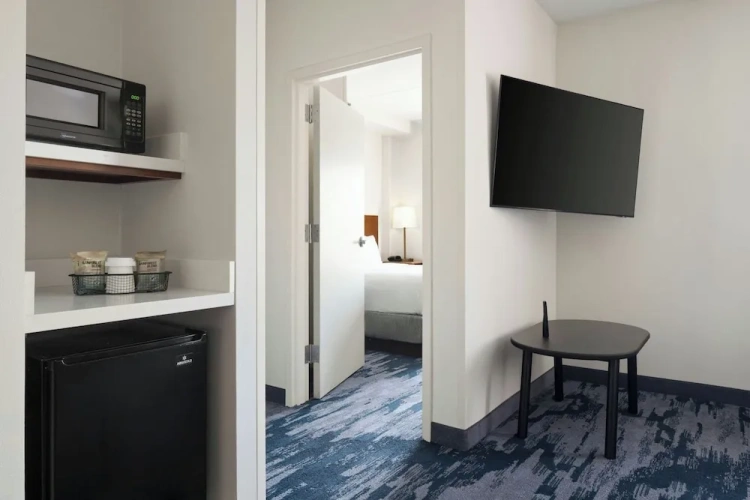 1 Bedroom Suite