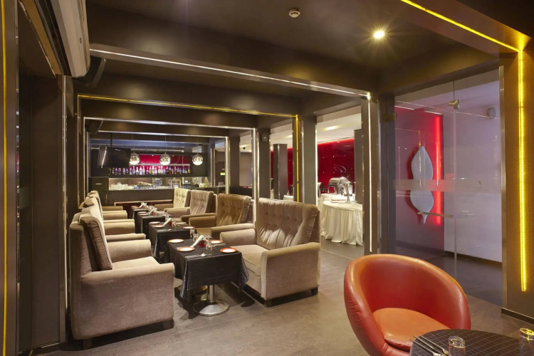 Fahrenheit Hotel