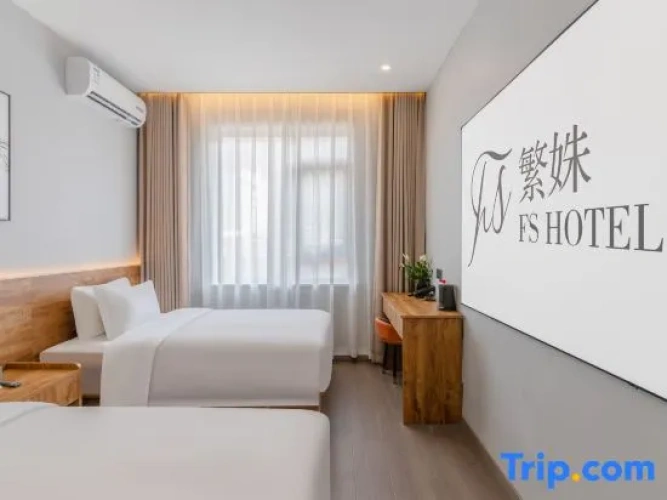 Deluxe Family Suite